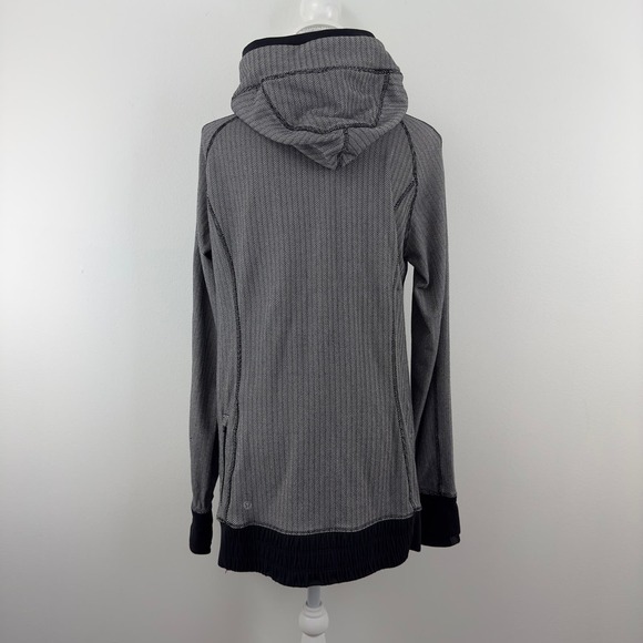 Lululemon ‘Think Fast’ black hoodie - Picture 6 of 14